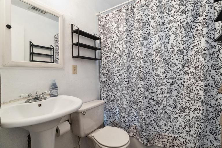 309 E Mulberry Street — photo 18