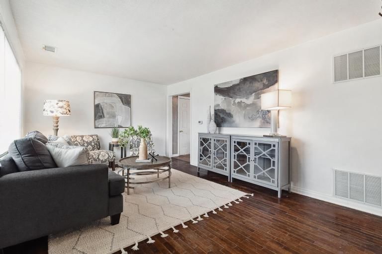 309 E Mulberry Street — photo 4