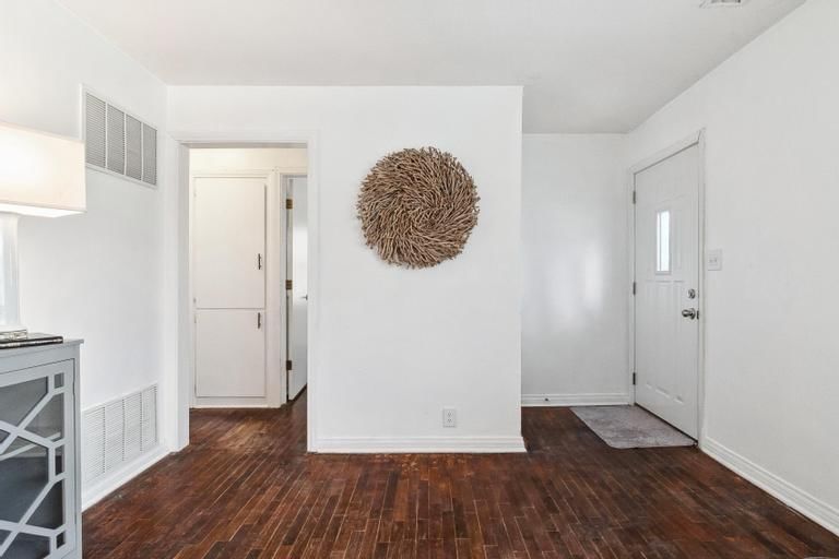 309 E Mulberry Street — photo 8