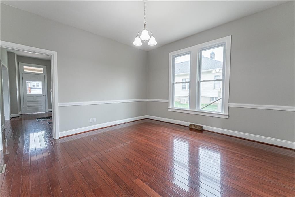 951 S Redman Avenue — photo 14