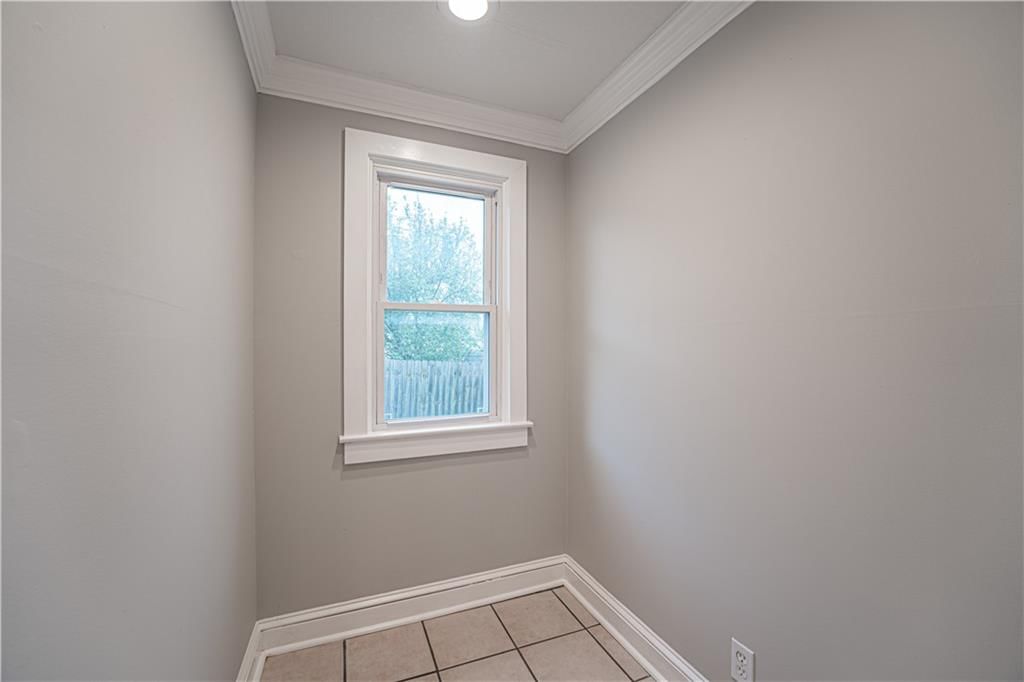 951 S Redman Avenue — photo 17