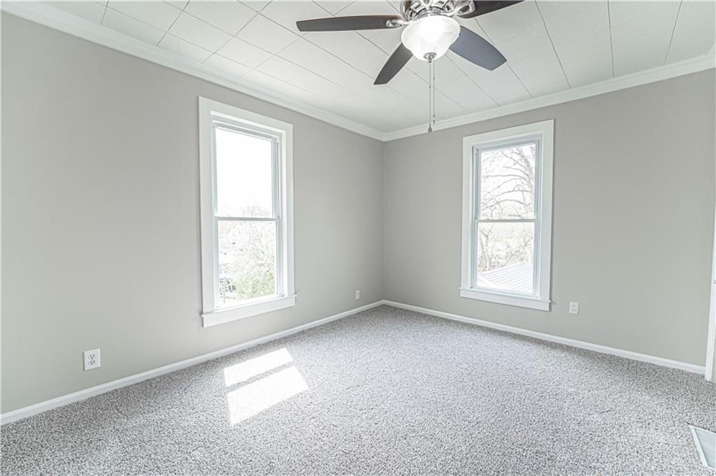 951 S Redman Avenue — photo 25