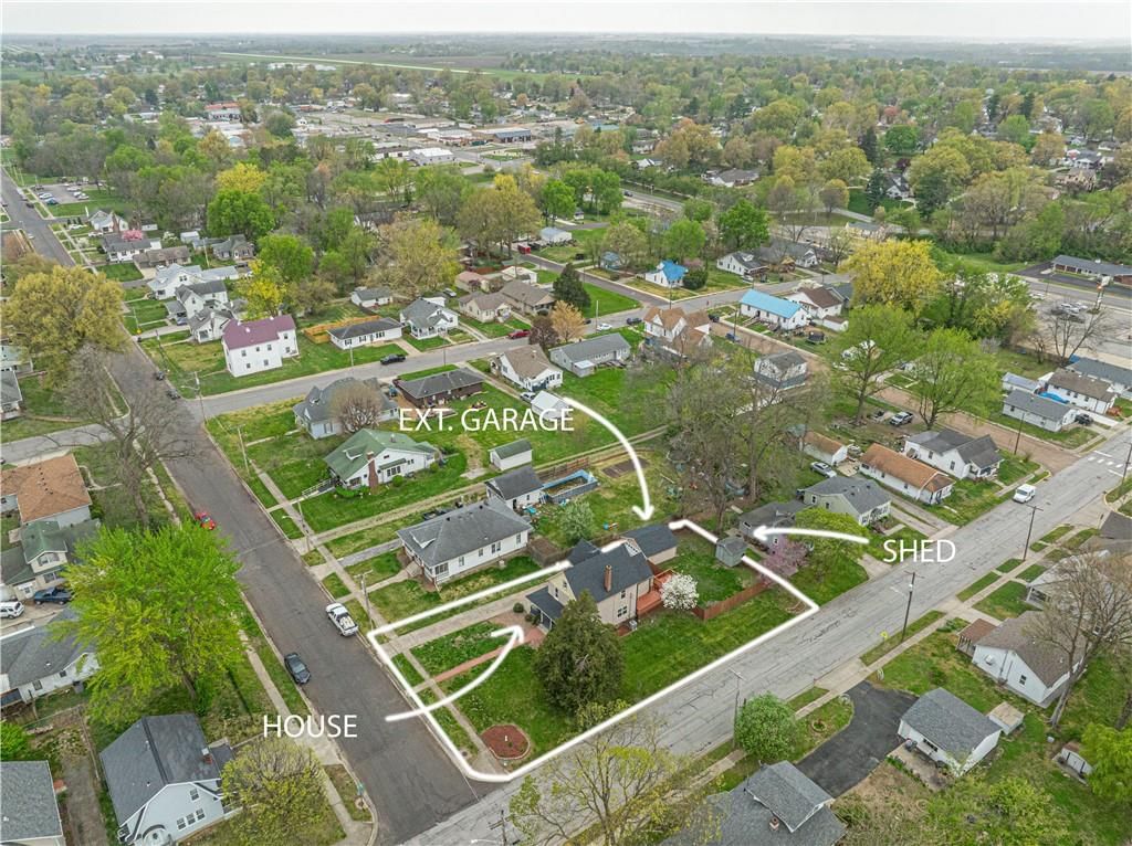 951 S Redman Avenue — photo 43