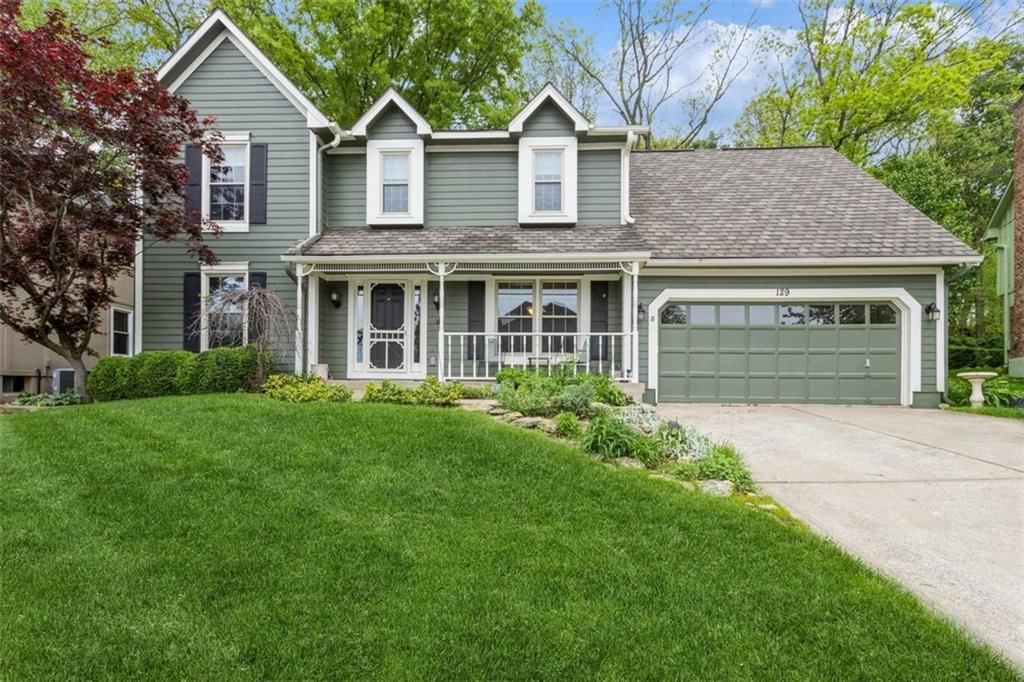 129 Wood Glen Lane, Lee's Summit, MO