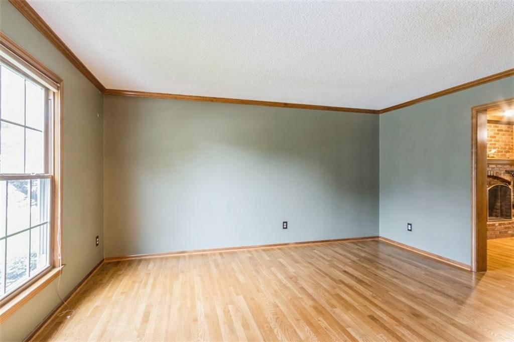 129 Wood Glen Lane — photo 6