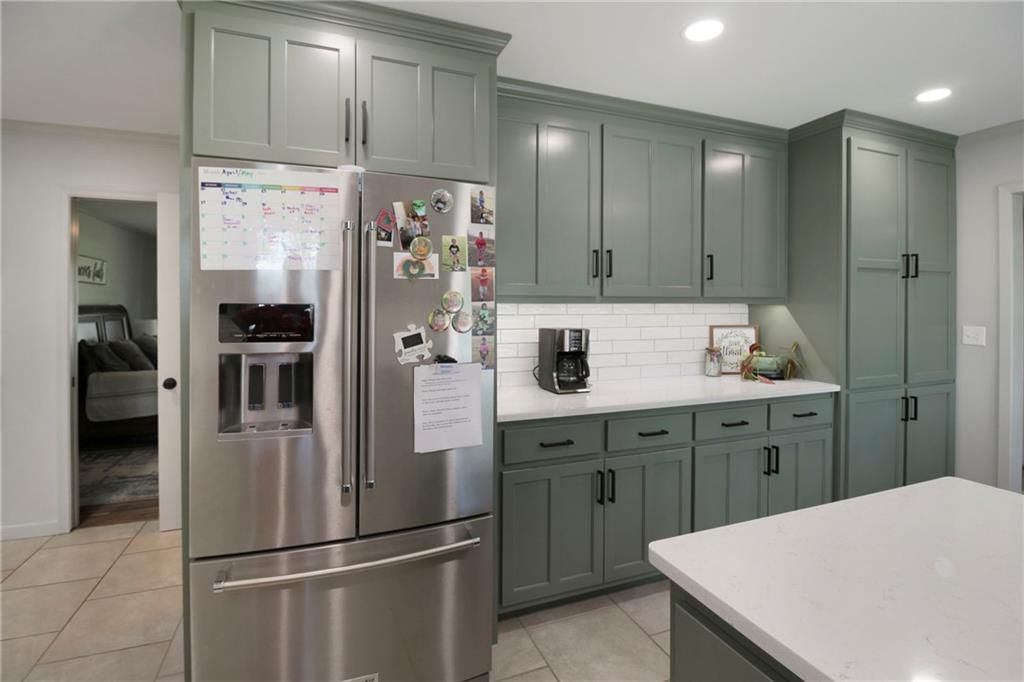502 Maple Crest Drive — photo 3