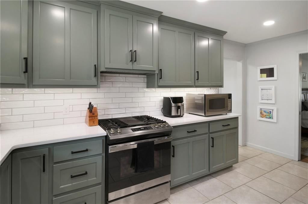 502 Maple Crest Drive — photo 4