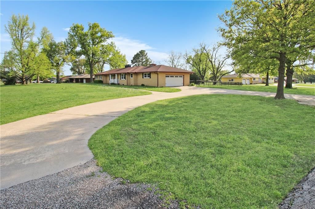 502 Maple Crest Drive — photo 42
