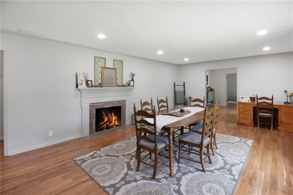 502 Maple Crest Drive — photo 9