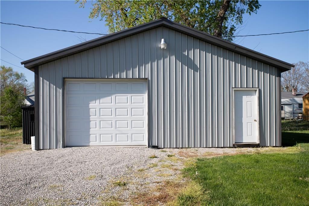 610 Watts Street — photo 27