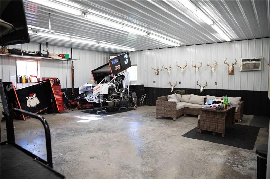 610 Watts Street — photo 28