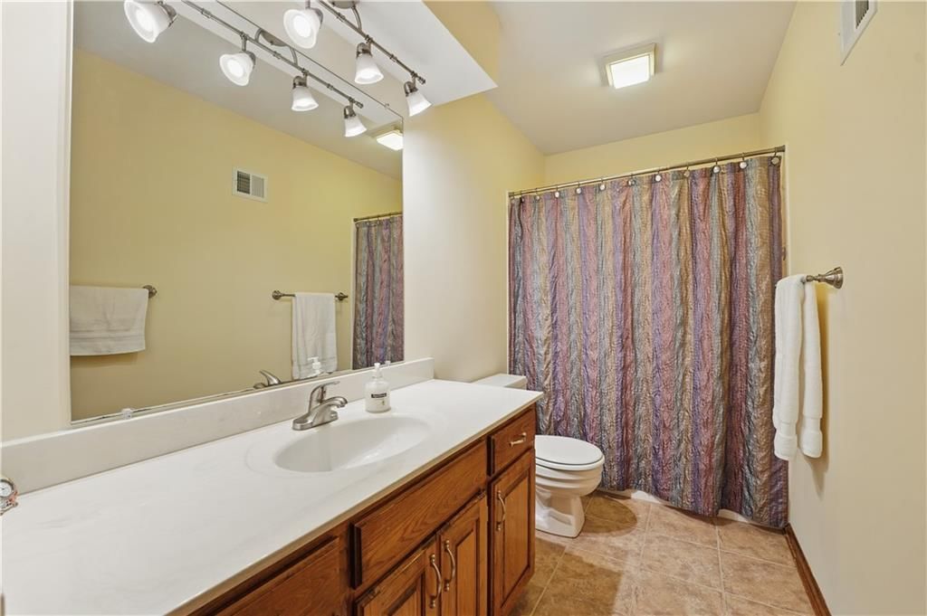 13807 W 81st Terrace — photo 22