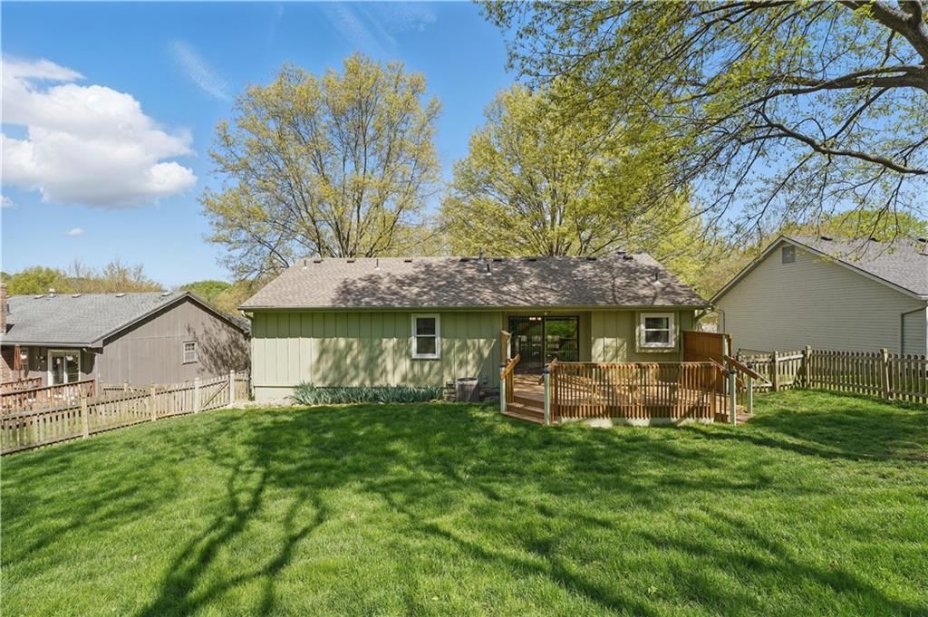 13807 W 81st Terrace — photo 31