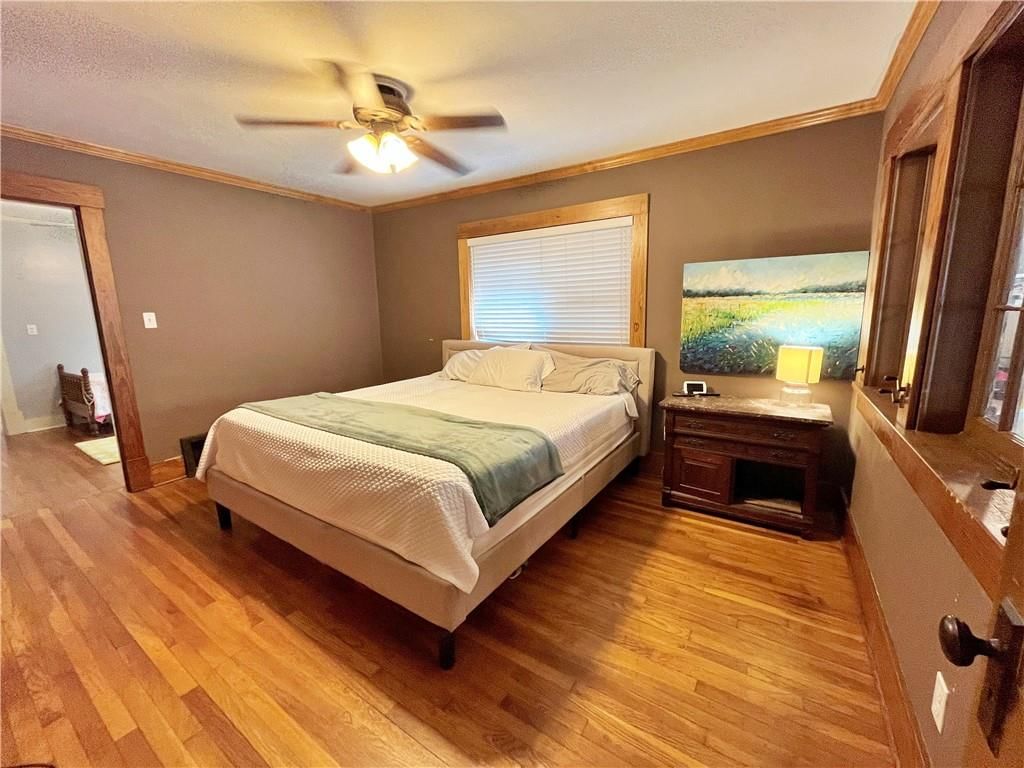 411 W Quincy Street — photo 9