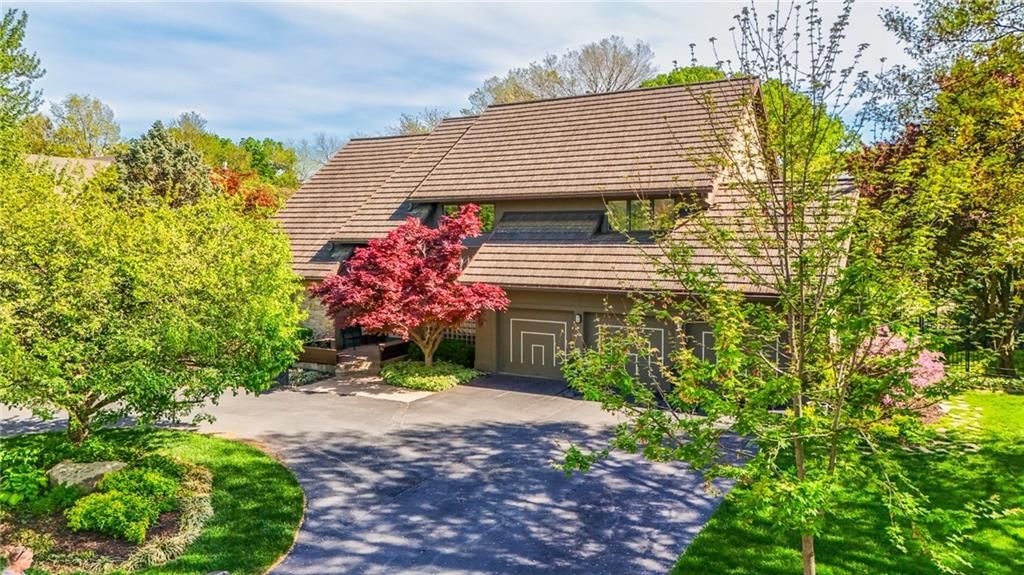 4633 Muirfield Drive — photo 3
