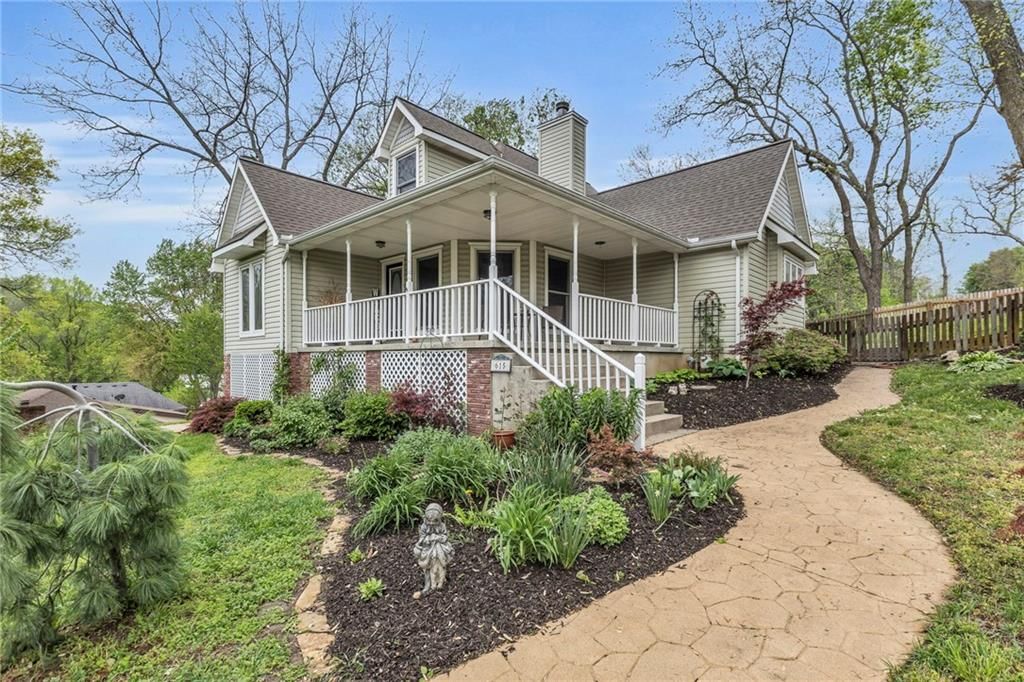 615 Cherry Street — photo 3