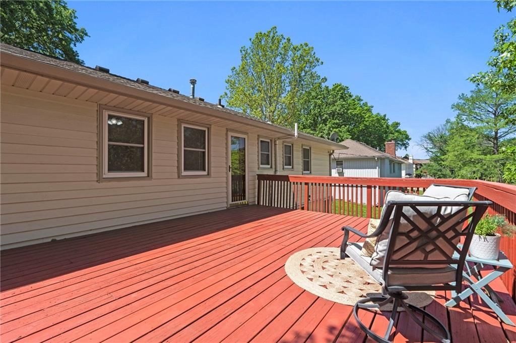 816 NE Swann Road — photo 29