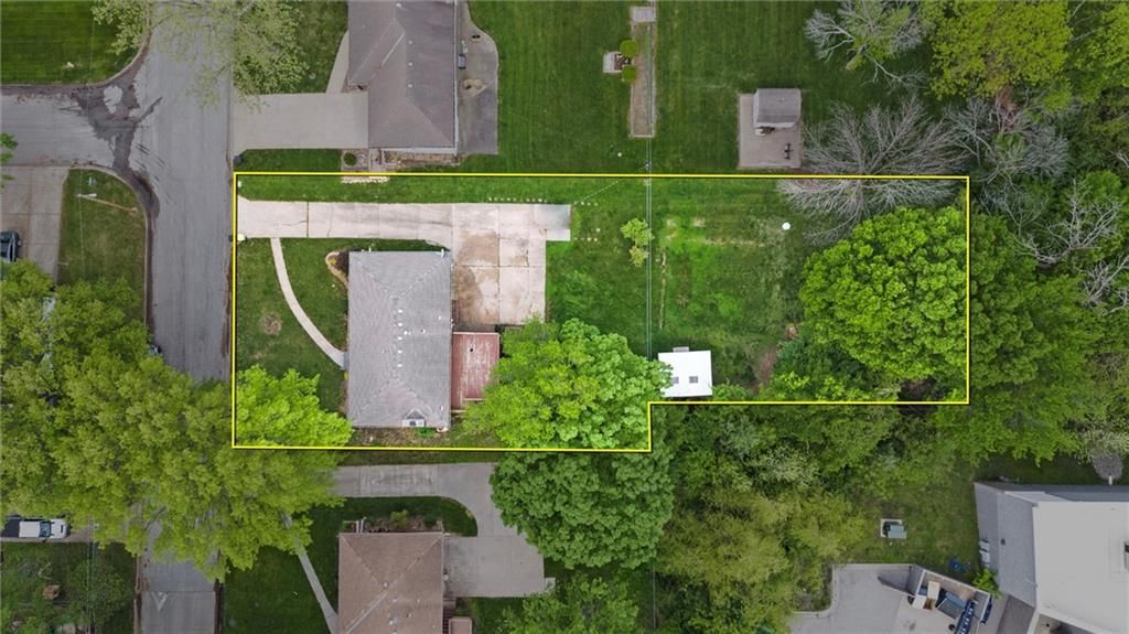 816 NE Swann Road — photo 42