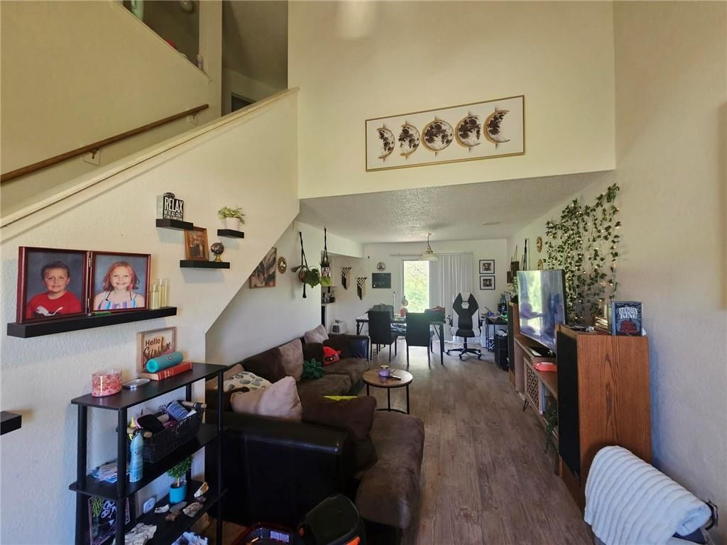 448 Spring Avenue — photo 7