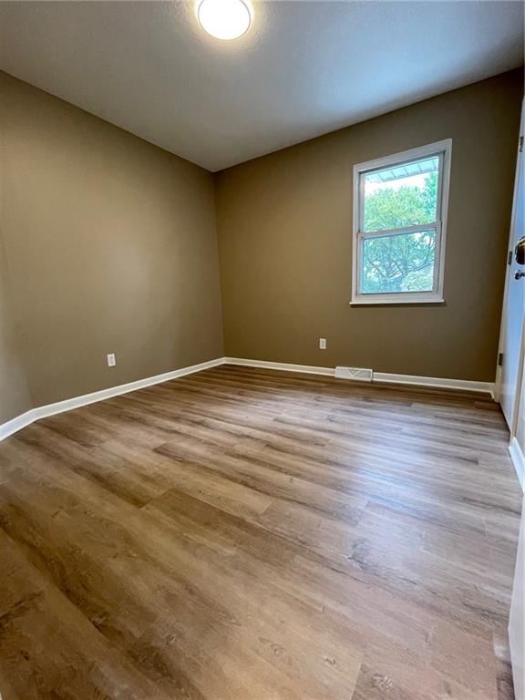 9848 N Holmes Street — photo 15