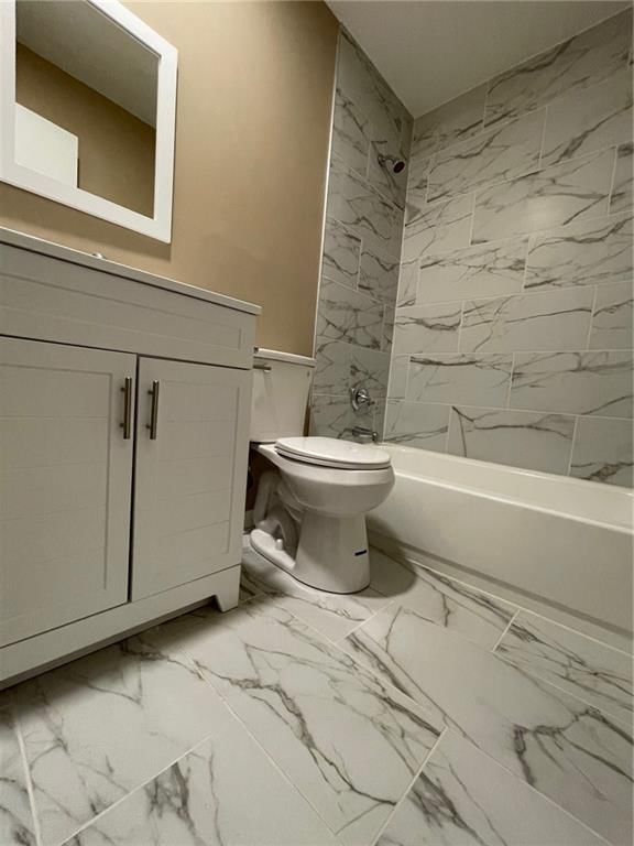 9848 N Holmes Street — photo 16