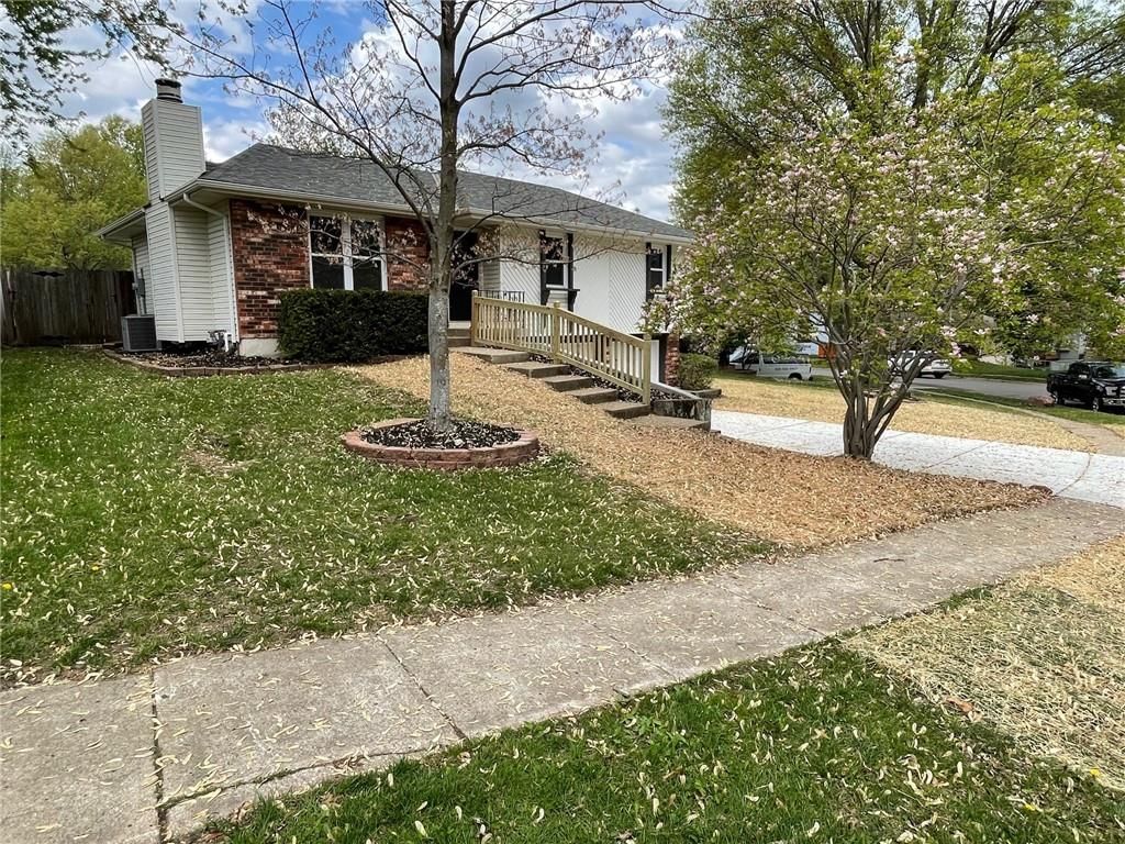 9848 N Holmes Street — photo 5
