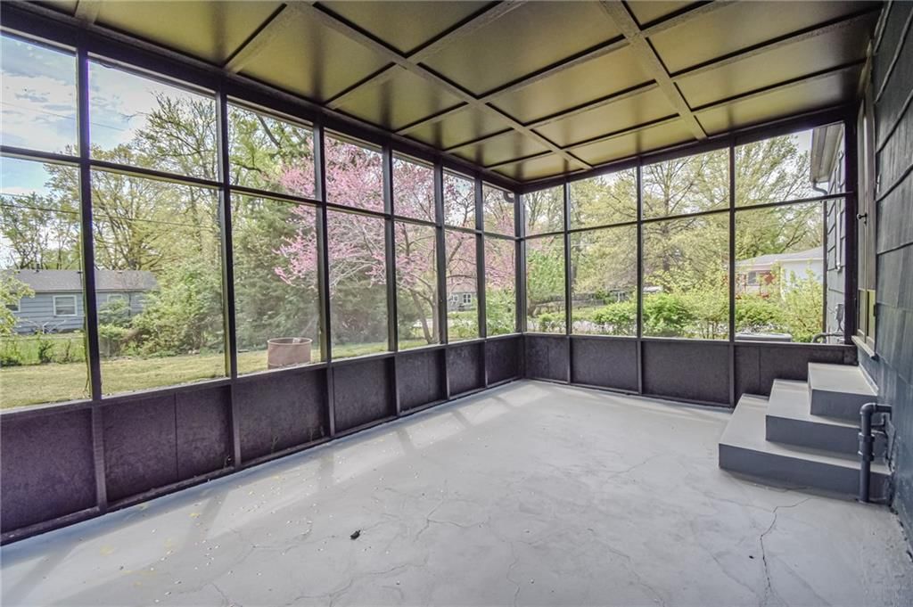 9109 Richards Drive — photo 14