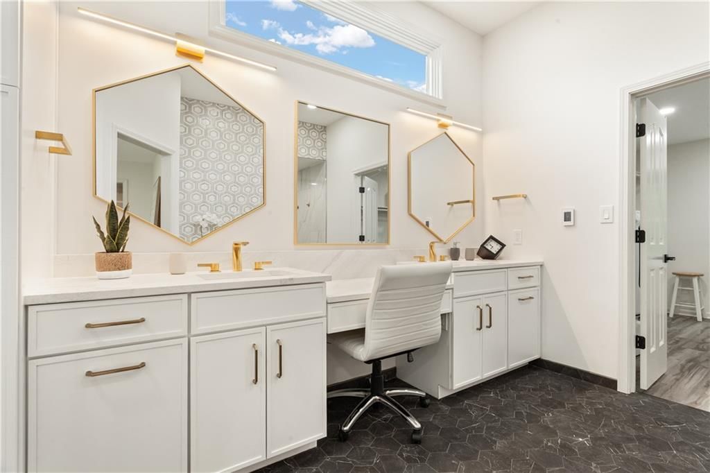 4134 NE Hampstead Drive — photo 34