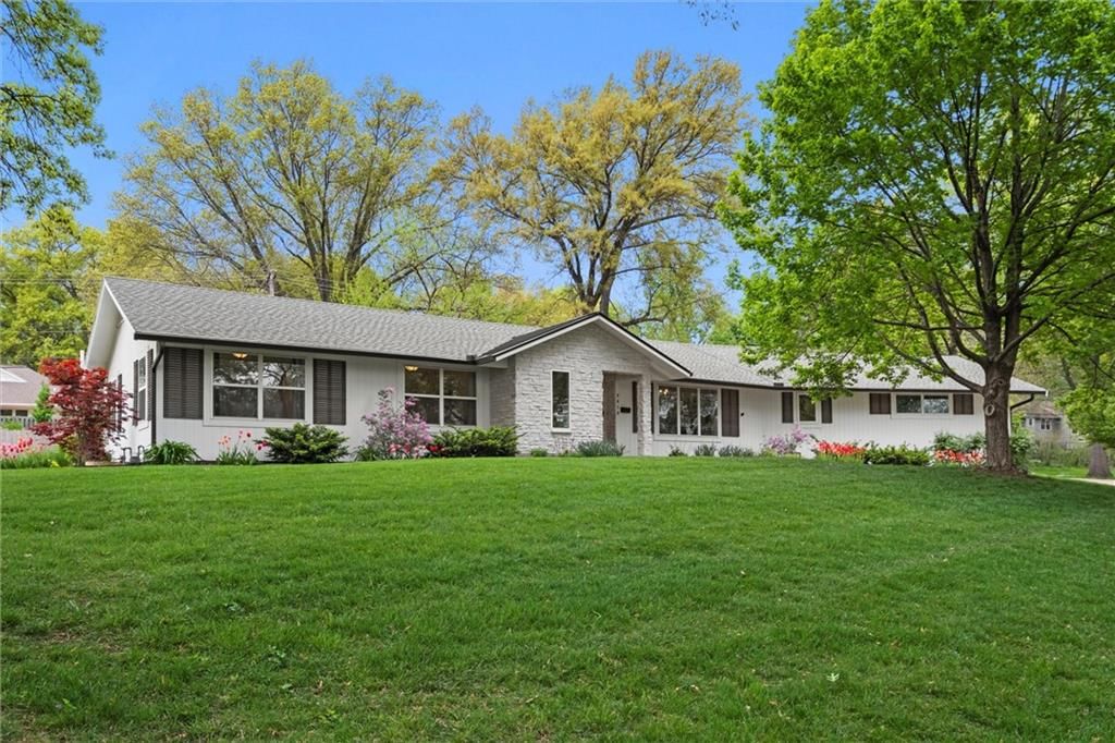 9818 Overbrook Court — photo 3