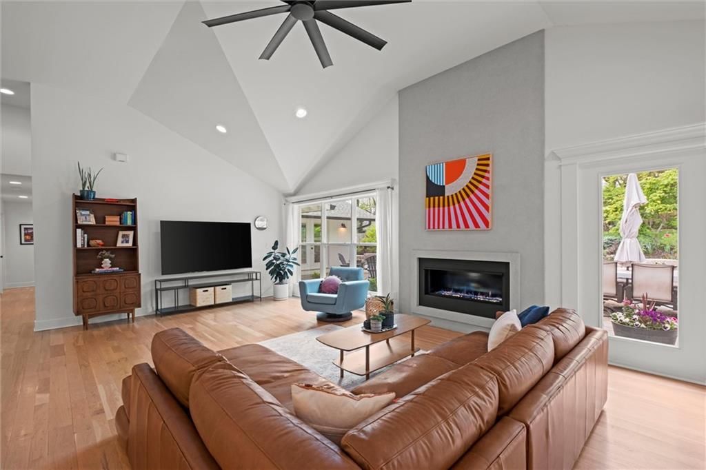 9818 Overbrook Court — photo 8