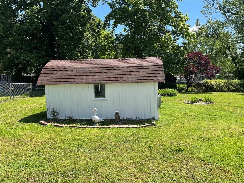 1610 N Main Street — photo 11