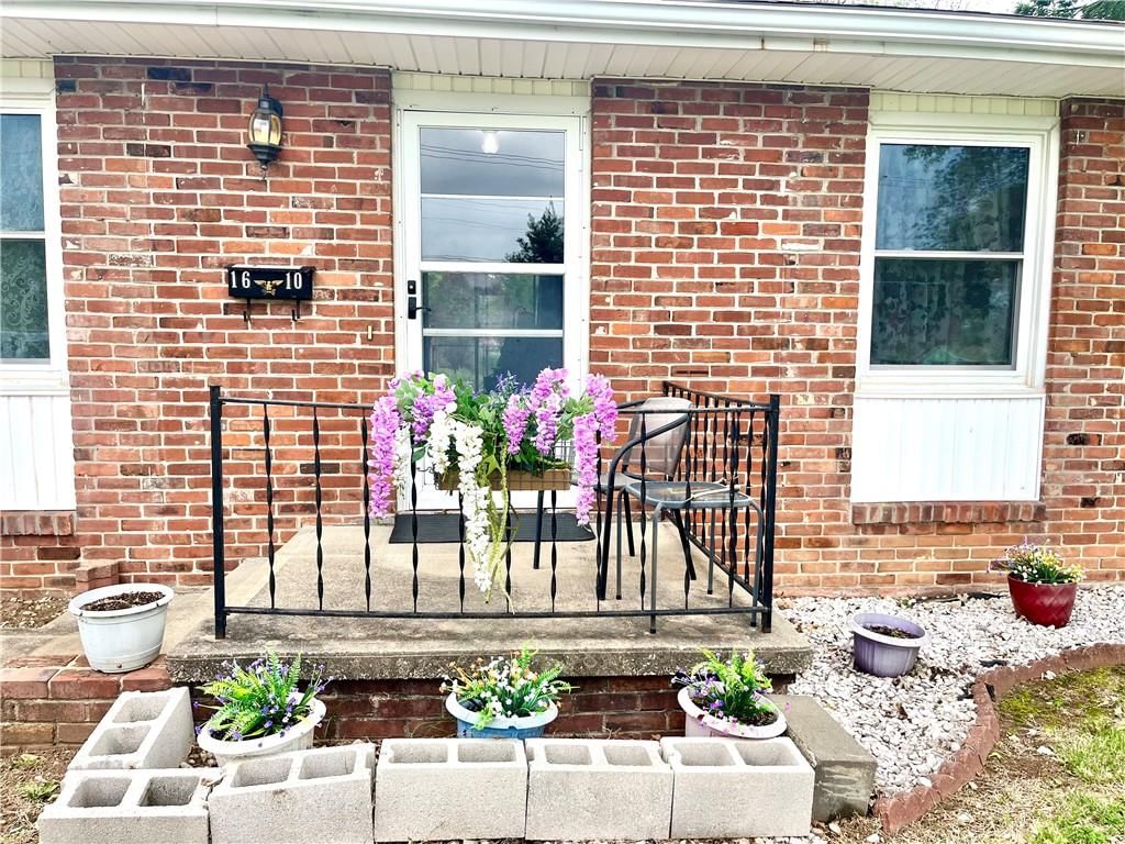 1610 N Main Street — photo 3
