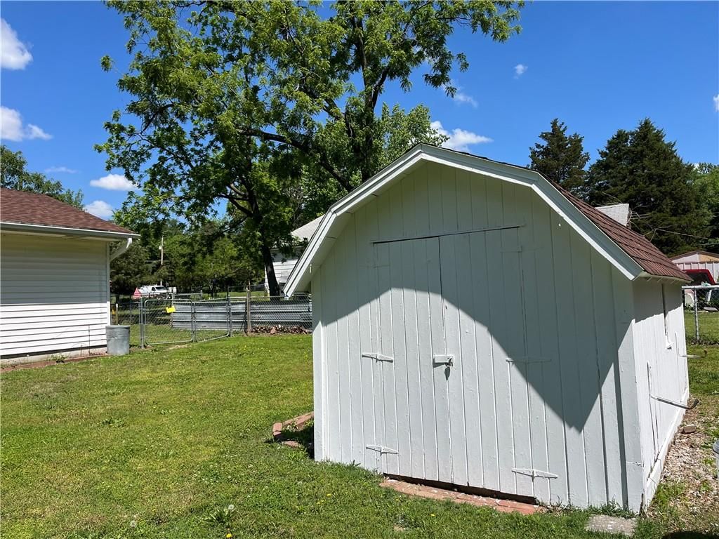 1610 N Main Street — photo 10