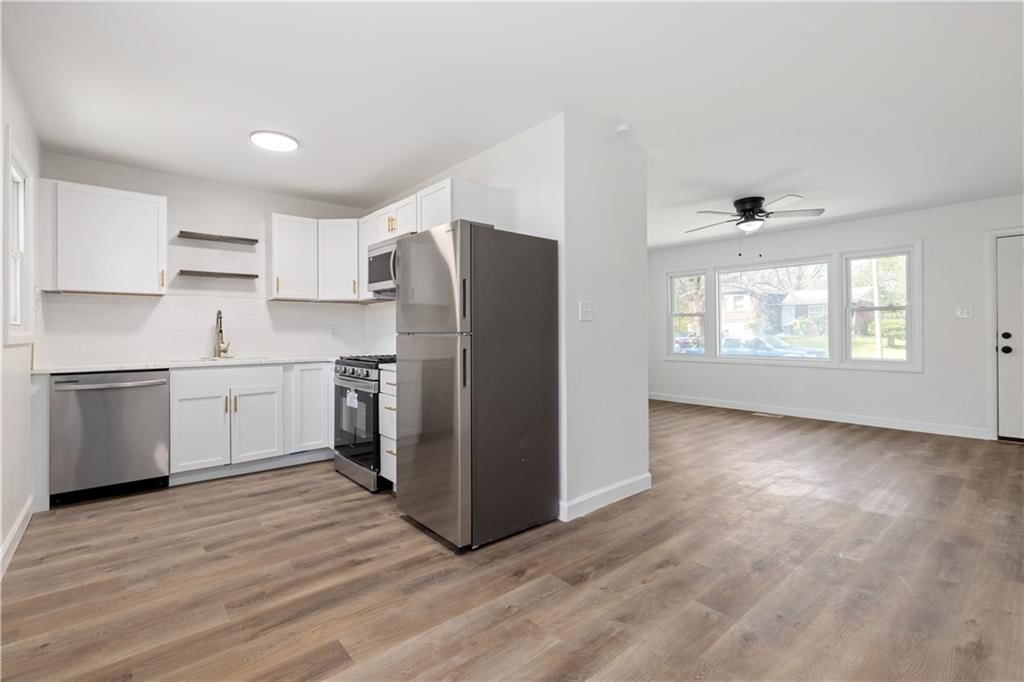 3935 E 47th Terrace — photo 11