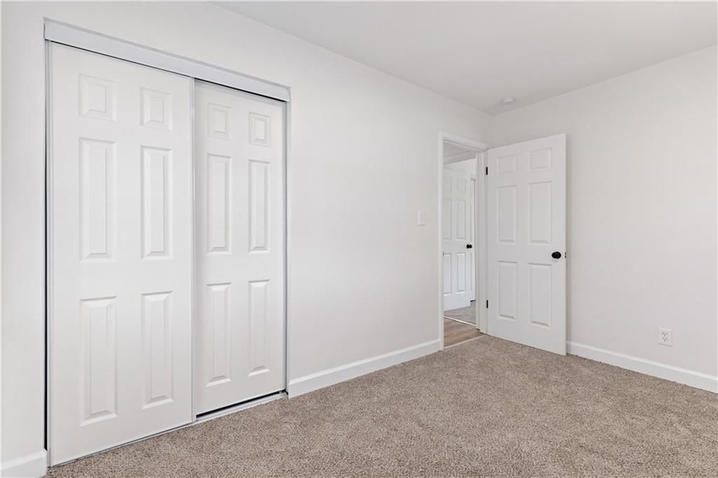 3935 E 47th Terrace — photo 17