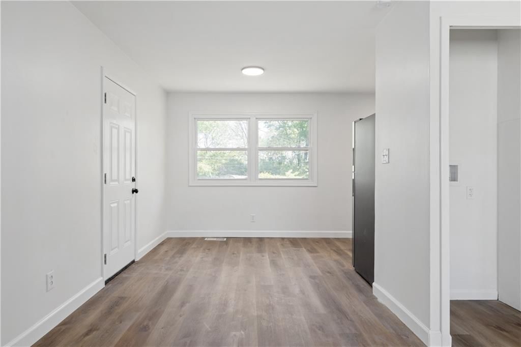 3935 E 47th Terrace — photo 10