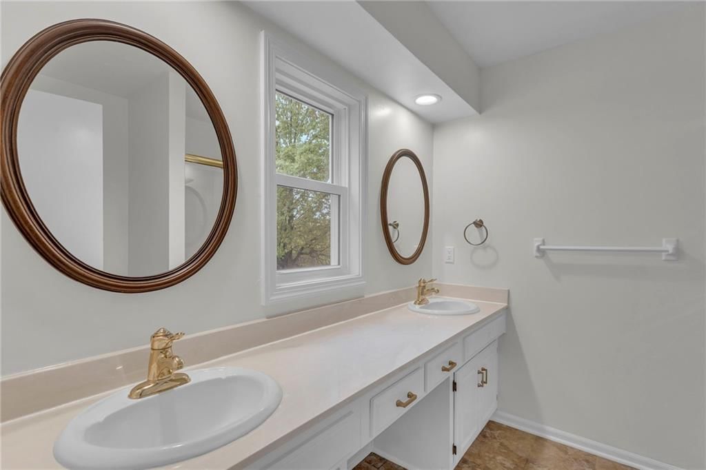 11409 W 106th Street — photo 24