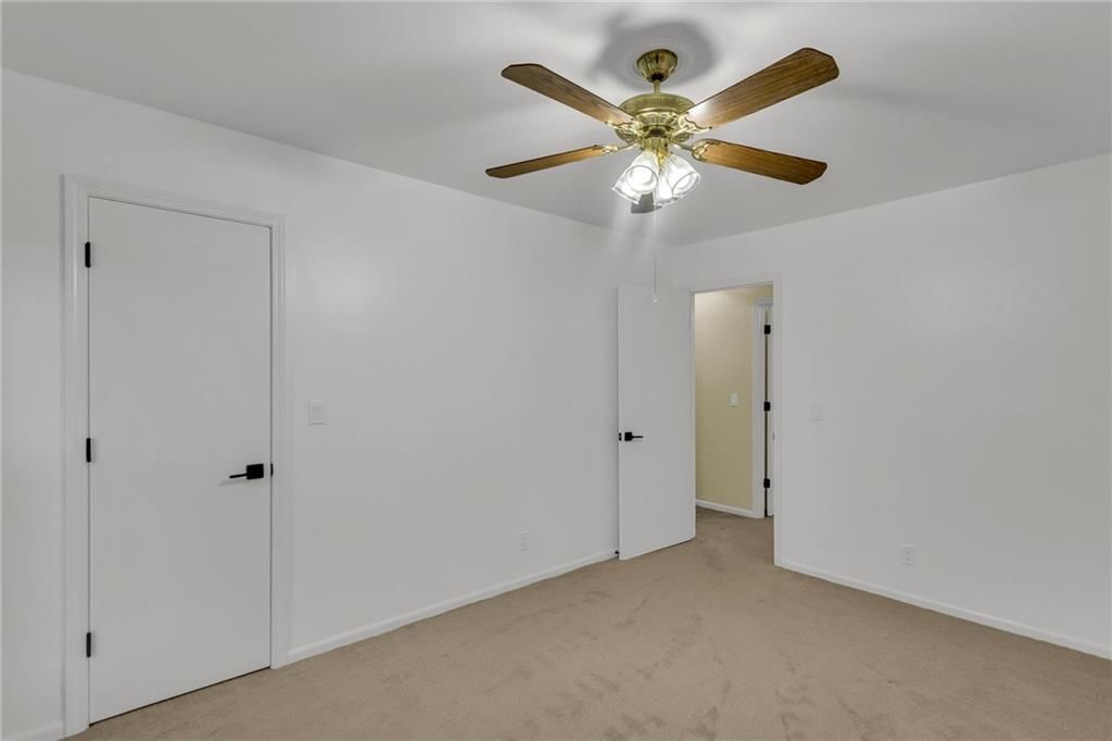 11409 W 106th Street — photo 28