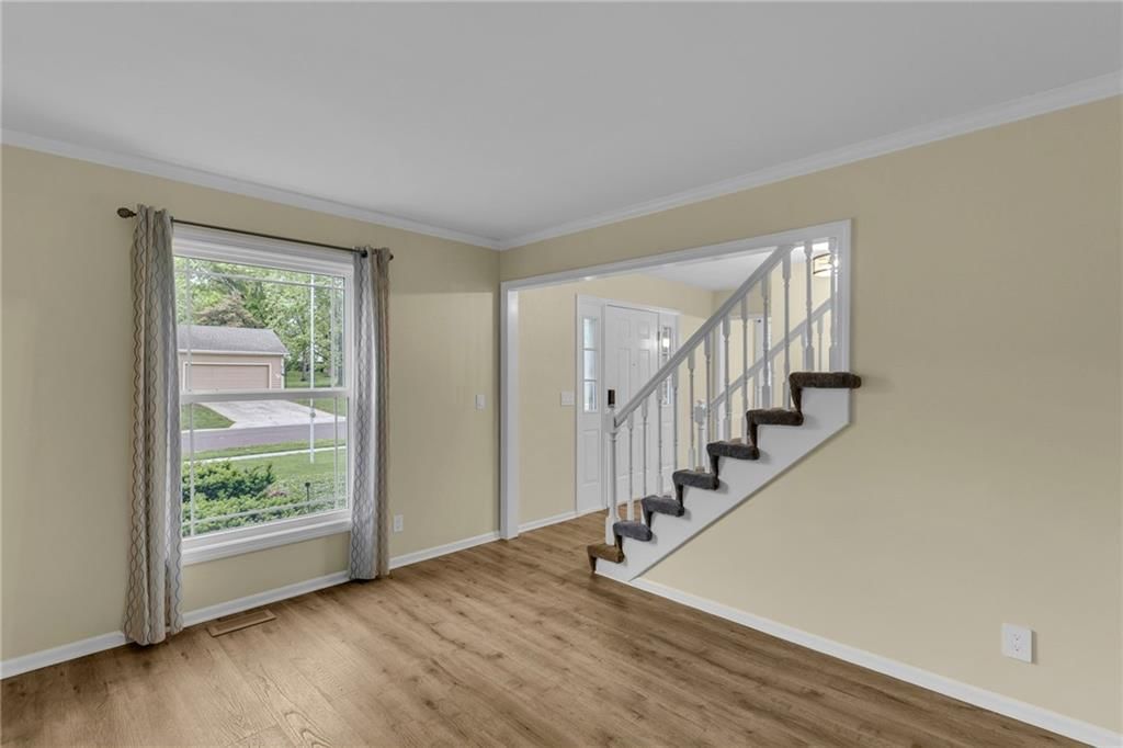 11409 W 106th Street — photo 8