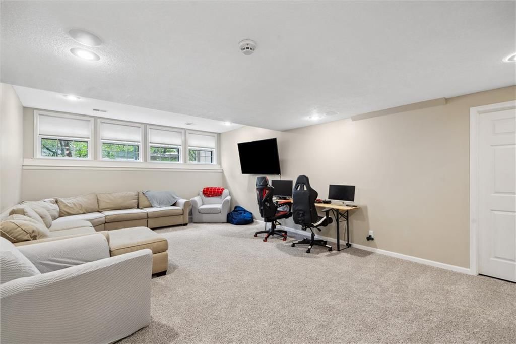 13130 Slater Street — photo 32