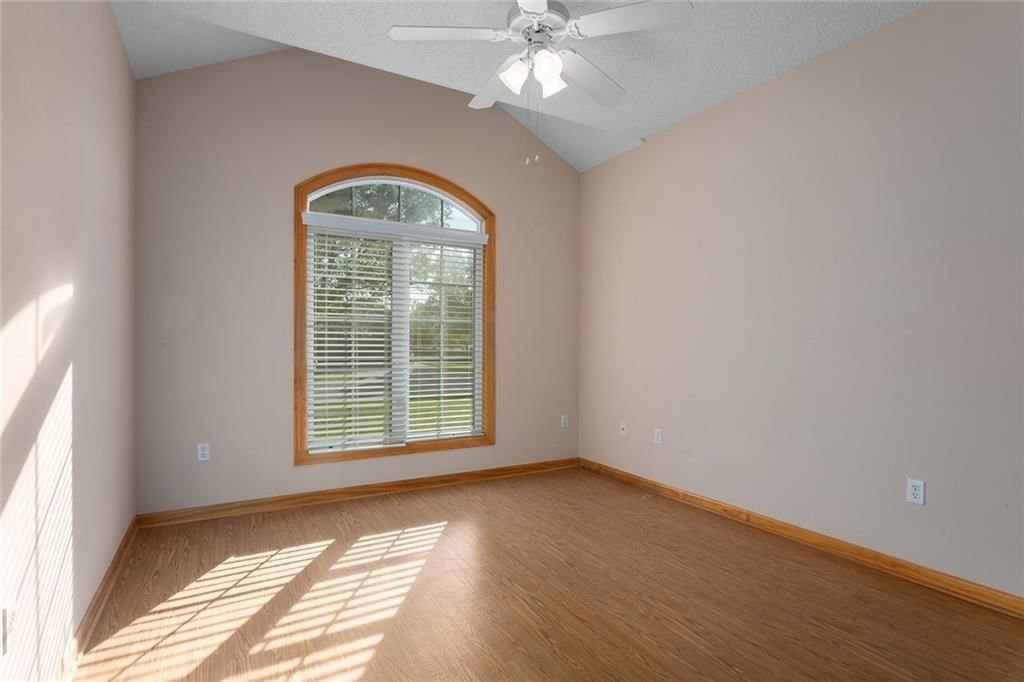217 SW Ascot Court — photo 19