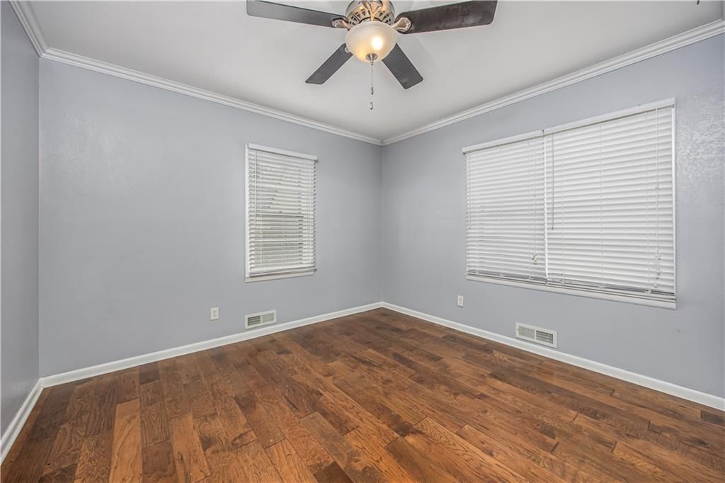 306 S 5th Street — photo 12
