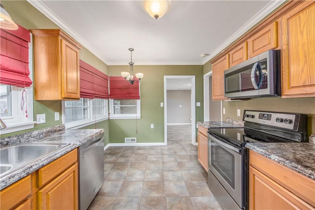 306 S 5th Street — photo 9