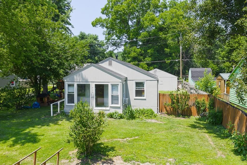 605 Newton Street — photo 16