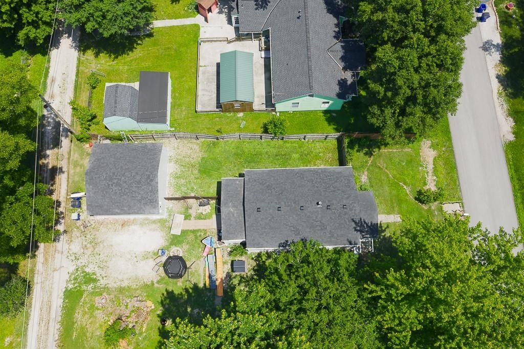 605 Newton Street — photo 18