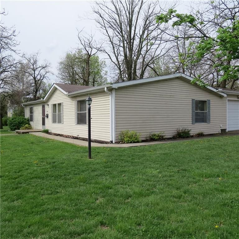 515 N Elm Street — photo 3