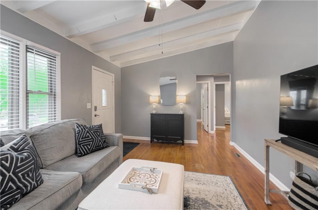 7016 N Harrison Street — photo 8