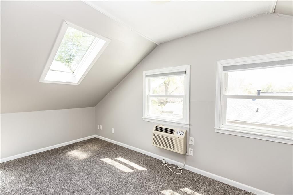 5444 Cedar Street — photo 15
