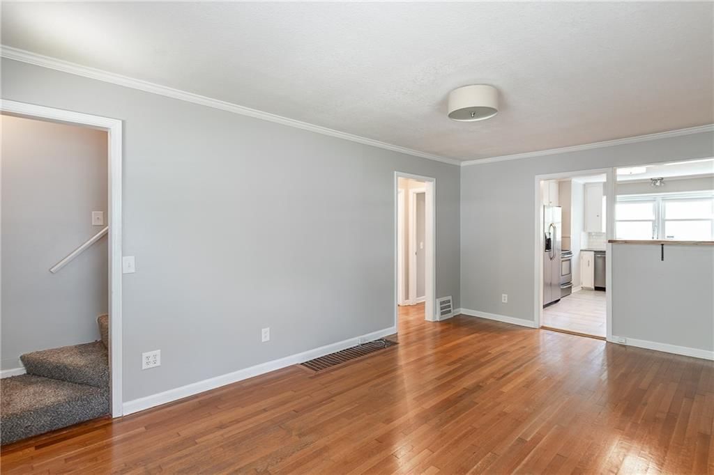 5444 Cedar Street — photo 5