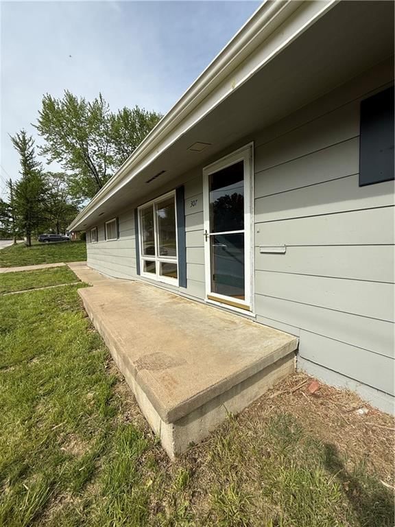307 Zoll Street — photo 4